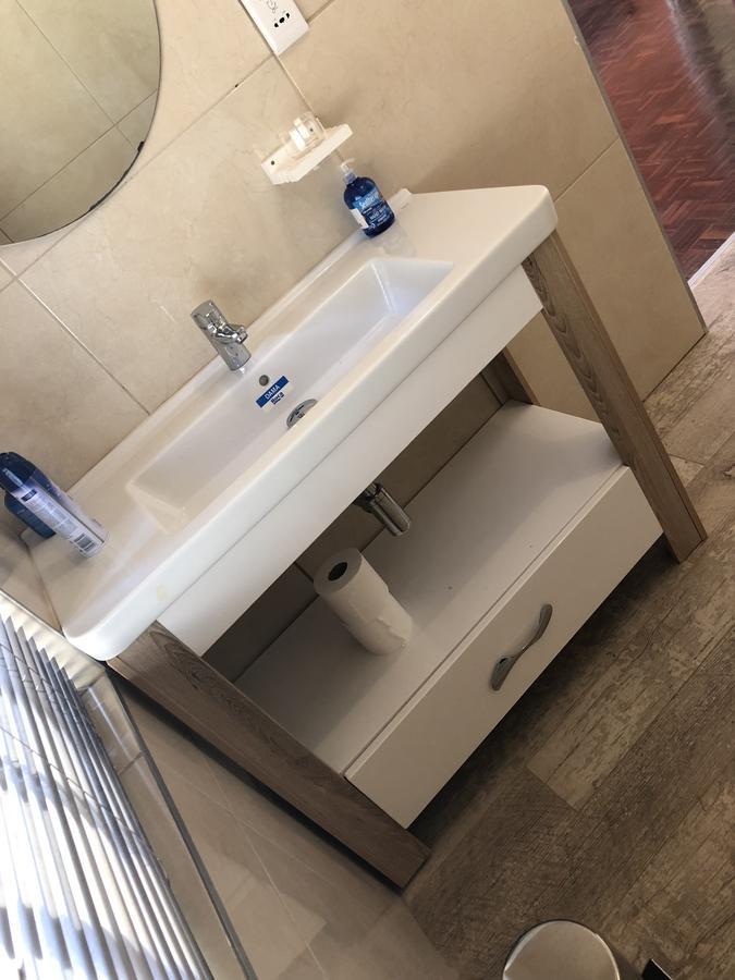 Khuvena Guesthouse Randburg Eksteriør bilde