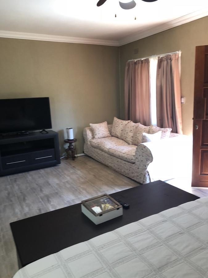 Khuvena Guesthouse Randburg Eksteriør bilde