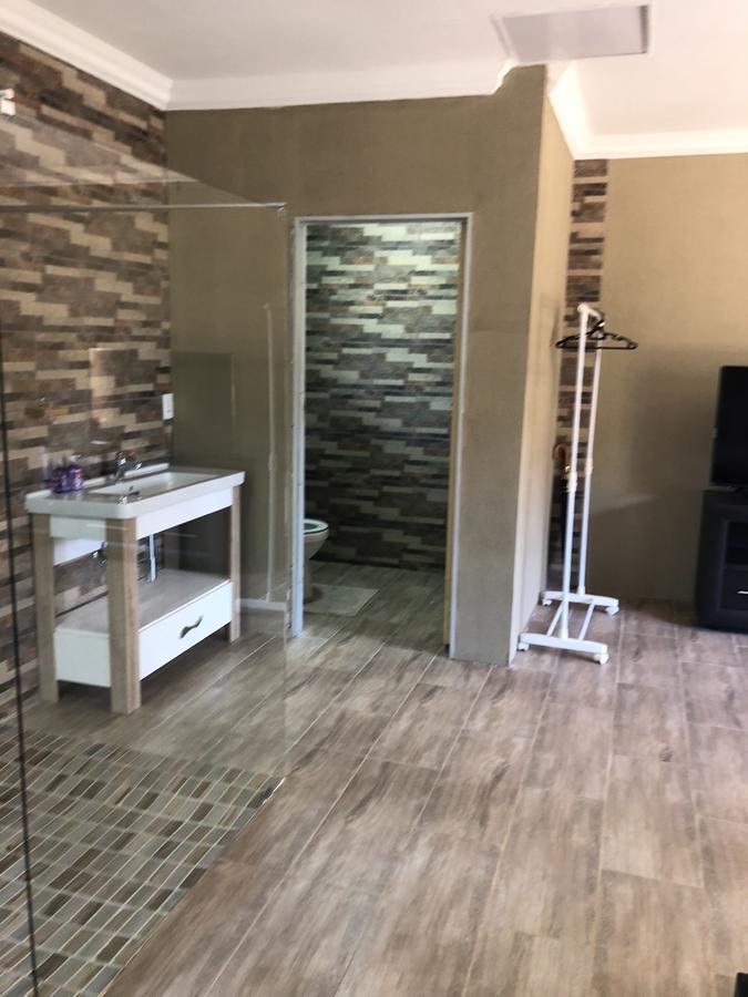 Khuvena Guesthouse Randburg Eksteriør bilde