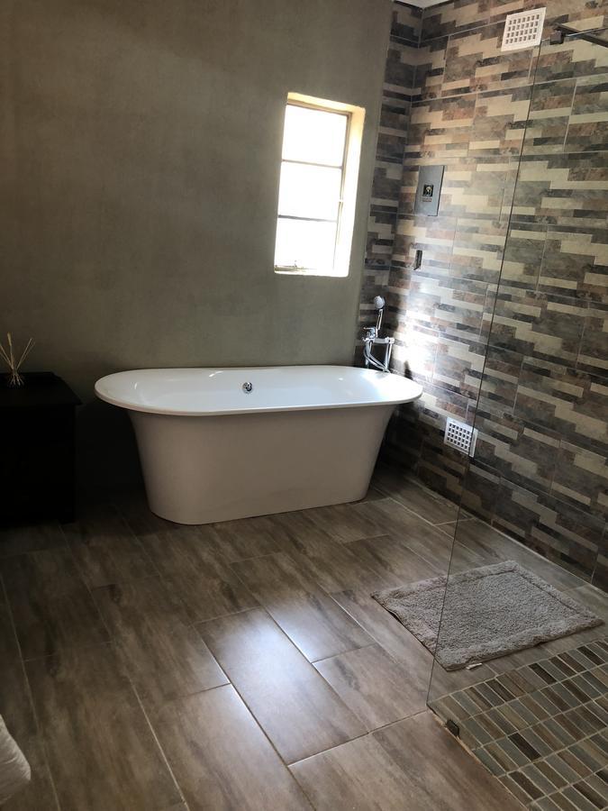 Khuvena Guesthouse Randburg Eksteriør bilde